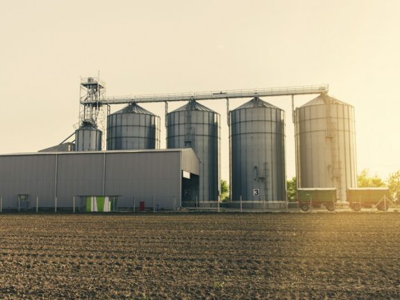 Fundament i pozwolenie na silos płaskodenny – checklista przed montażem